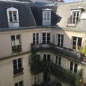 Appartamento 6, Parigi